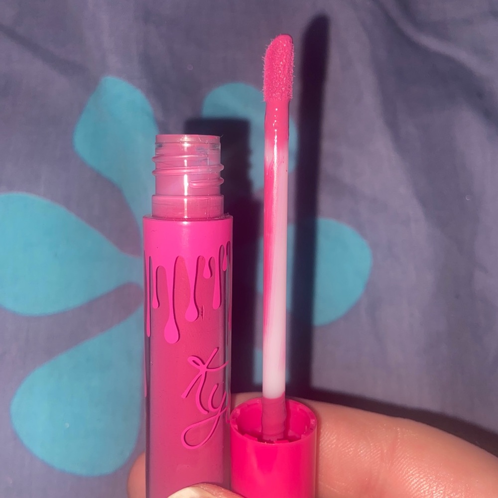 *tipsy lipstick ONLY - Picture 5 of 9